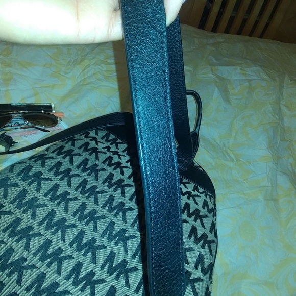 Michael Kors BackPack - Picture 5 of 8